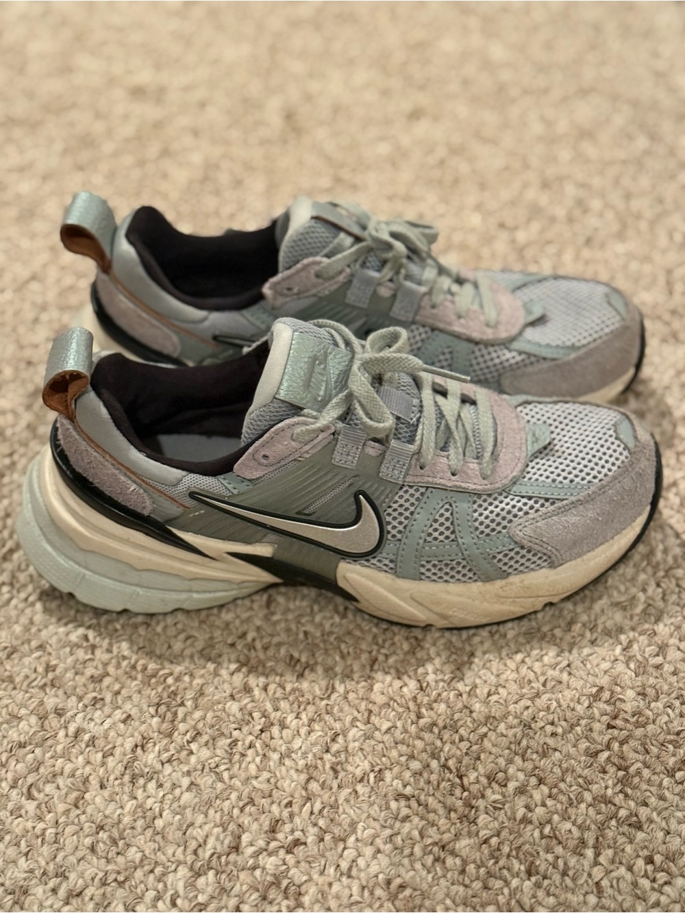 Nike Women’s V2K Run